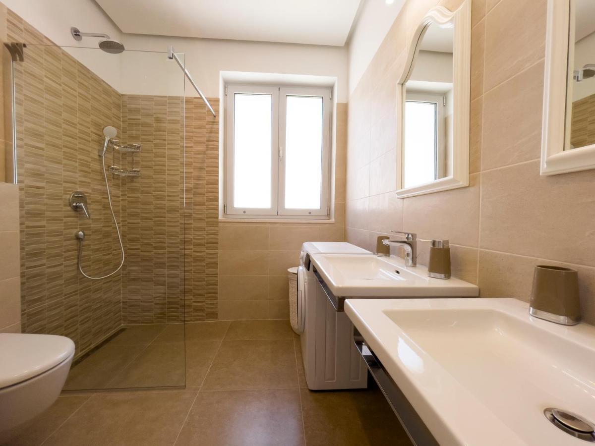 Beach Residences Caroline Hvar Town Esterno foto