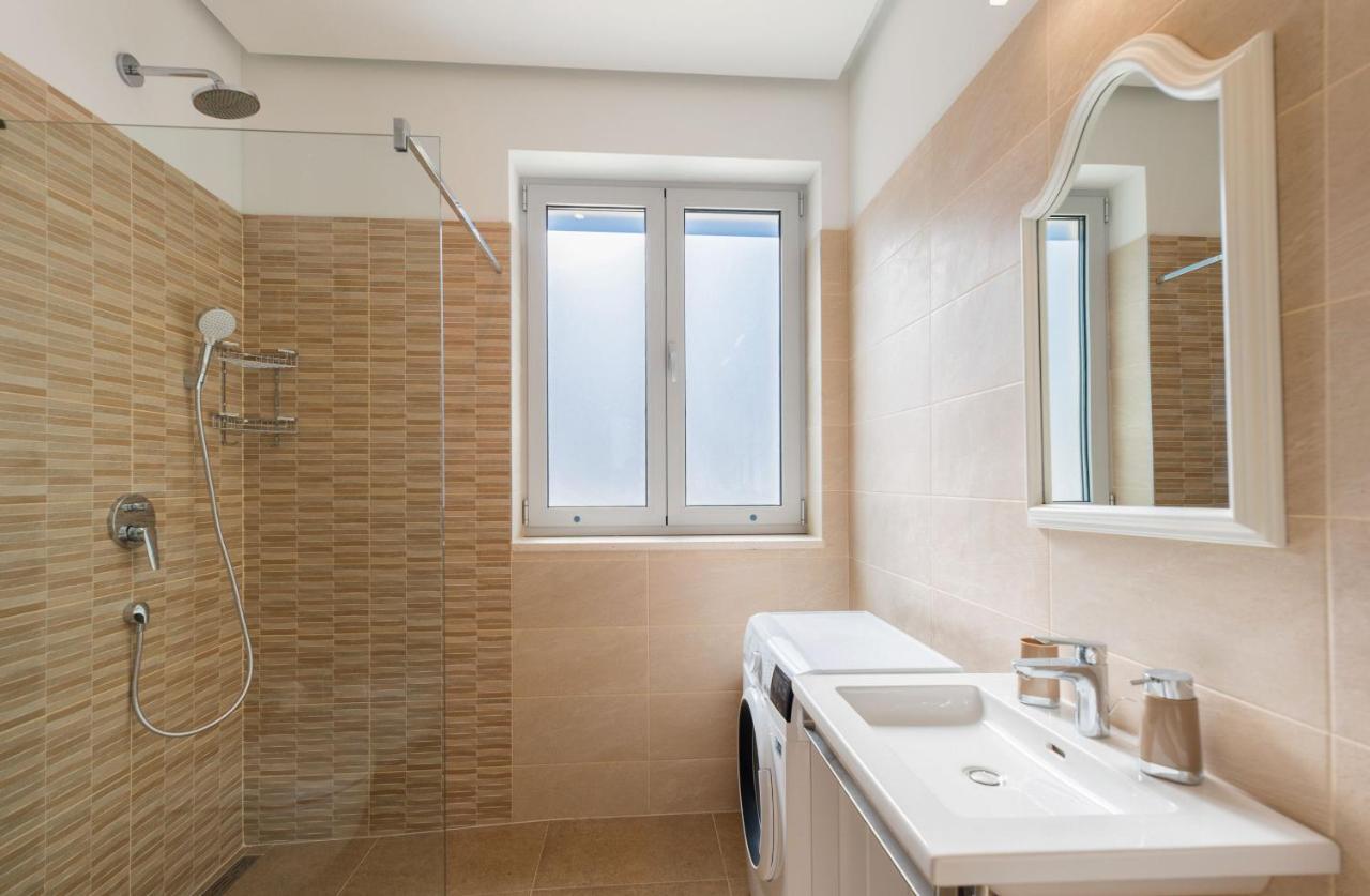 Beach Residences Caroline Hvar Town Esterno foto